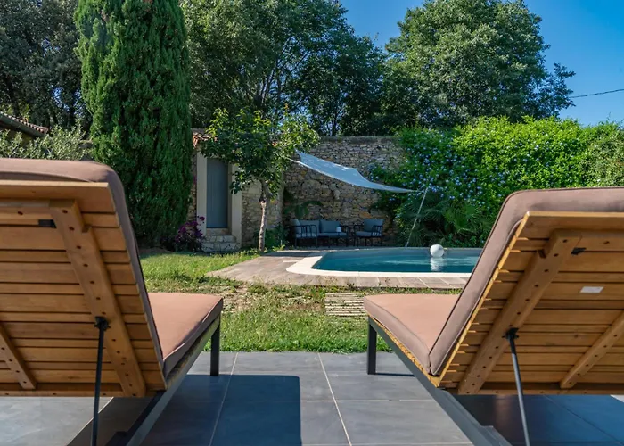 Des Oliviers 住宿加早餐酒店